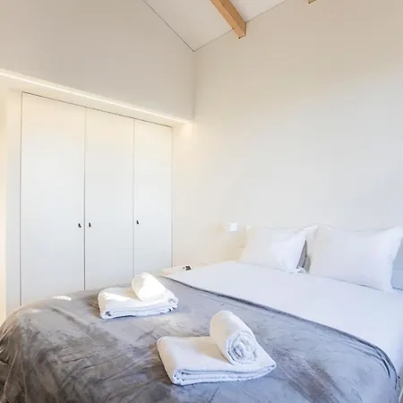 Modern 2br Duplex Downtown By Art District By Lovelystay Apartmán *