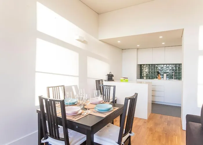 Modern 2br Duplex Downtown By Art District By Lovelystay * Porto