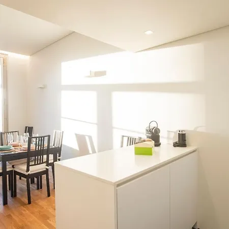 アパート Modern 2br Duplex Downtown By Art District By Lovelystay ポルト